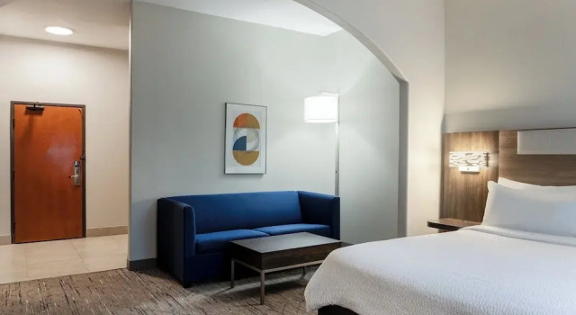 Двухместный люкс Holiday Inn Express Vancouver North - Salmon Creek by IHG