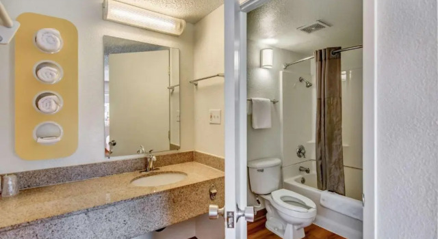 Двухместный номер Standard Motel 6-Stockton, CA - North