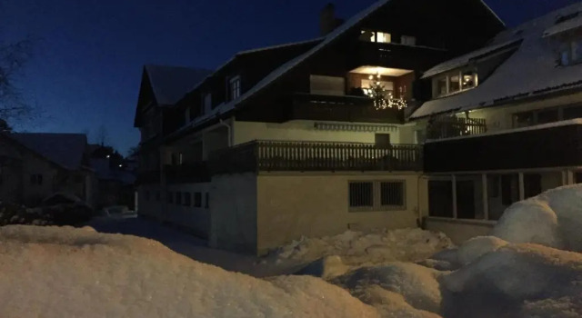 City-Apartment Oberstaufen incl. Tiefgarage + Bahnhof, Varaa Huoneisto Hotellit Baijeri pysäköinnillä, Pysäköinti