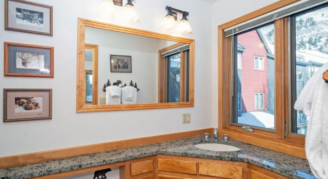 Lulu City 4B by Avantstay Beautiful Condo 100 Yards From Lift #7 Permit #:3639, Забронировать Отель Отели Telluride Ski 3 звезды, 3*