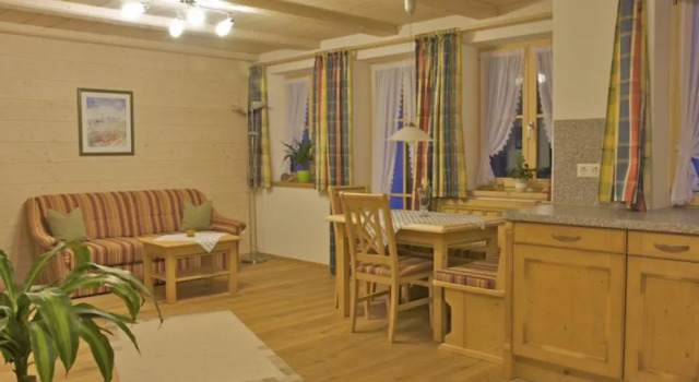 Ferienwohnungen Bauregger, Book Hotel Inzell Chiemgau