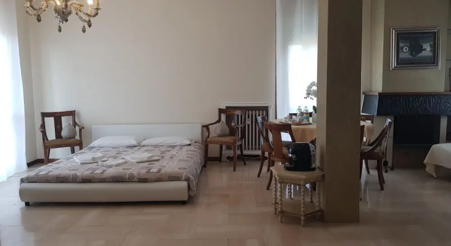 Millennium Guest, Забронировать Гостевой дом Гостевые дома Бергамо, рядом с Пьяцца Маттеотти, Гостевой дом