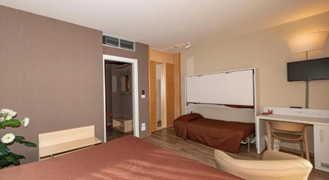 Трёхместный номер Standard Hotel Donatello Imola