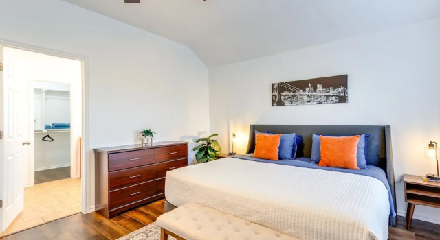 Updated Oklahoma City Home ~ 11 Mi to Bricktown!, Varaa Lomakoti Mökit kohteessa Oklahoma, Mökki