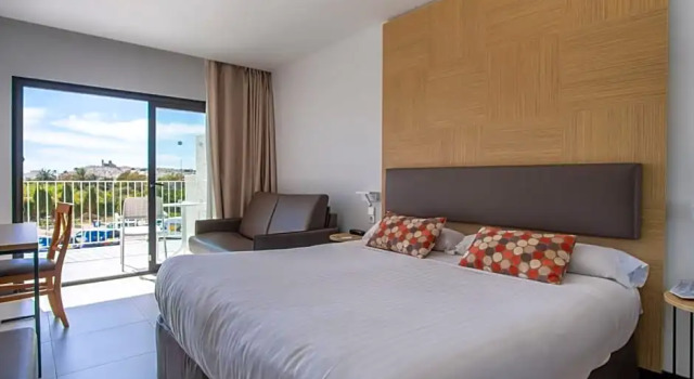 Номер Comfort Hotel Cap Negret