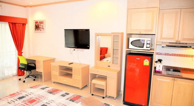 Baan Suan Lalana Te Ground Floor Studio Apartment Jomtien