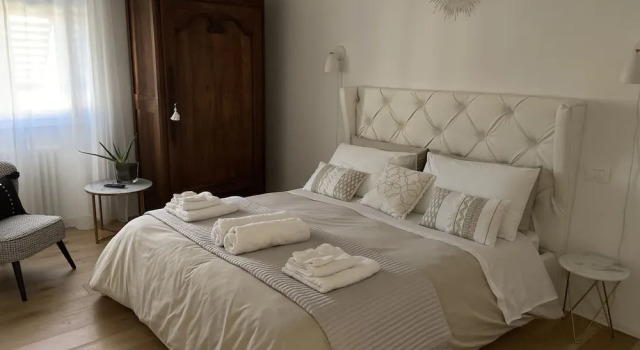 Cantoria Charme Suite, Забронировать Отель Флоренция Тоскана, рядом с Дом Буонаротти