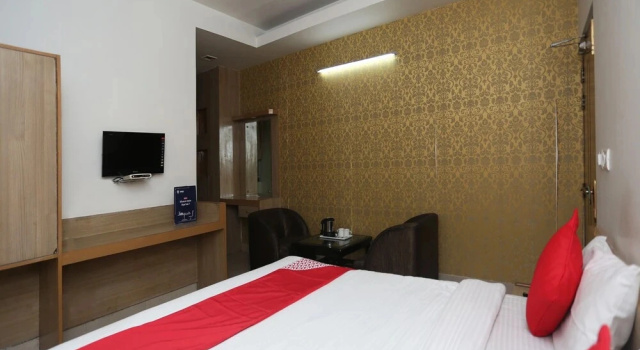 Номер Standard OYO 19334 Flagship Shanta Inn Charbagh