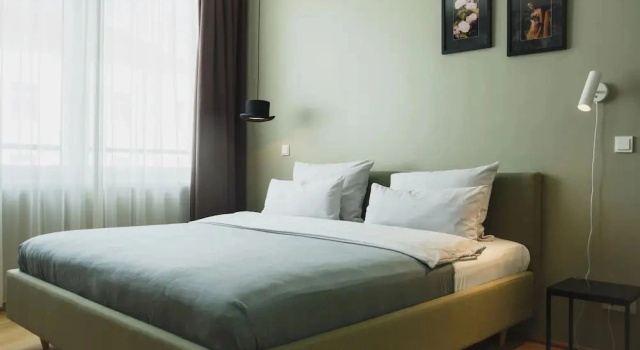 Номер Luxury The Circus Apartments