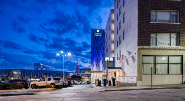 Holiday Inn Express Kansas City Downtown by IHG