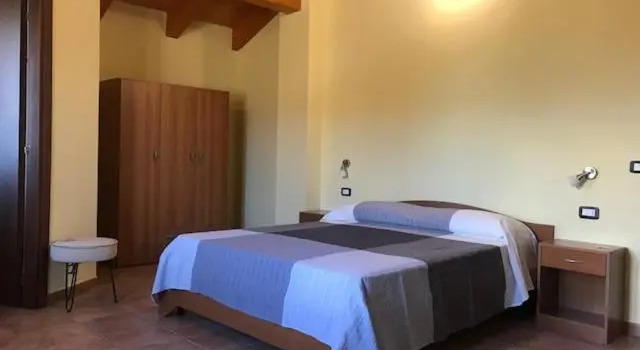 Rifugio Radura del Grano, Varaa Hotelli Plataci Calabria