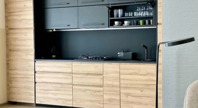 Студия CITY HALL Studio Apartment by Hostlovers