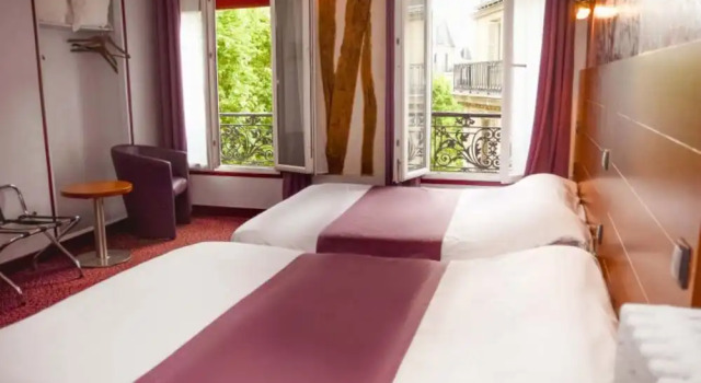 Трёхместный номер Hotel Paris Bruxelles