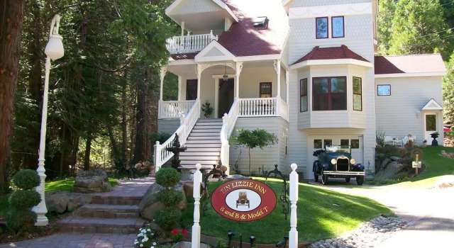 Tin Lizzie Inn, Забронировать Отель Отели Mariposa County с завтраком, Завтраки
