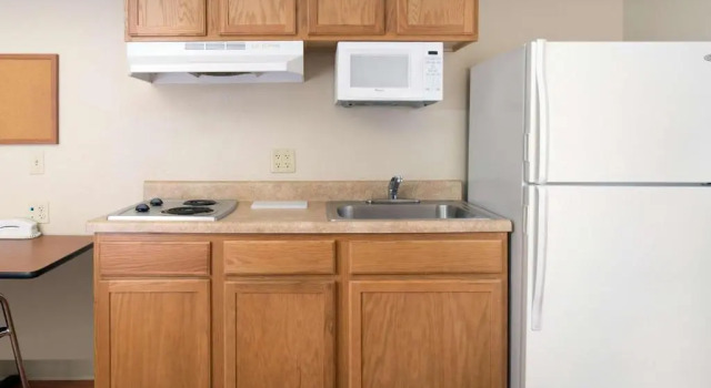 Четырёхместный номер Standard Studio 6 Extended Stay Oklahoma City Norman OK