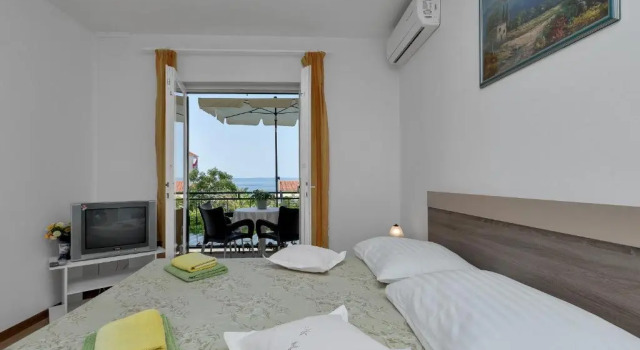Апартаменты с видом на море Family apartments Leona Makarska
