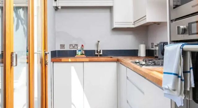 Апартаменты Modern and Stylish 2 Bedroom House in Brighton