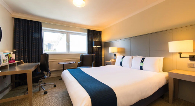 Двухместный номер Standard Holiday Inn Edinburgh Zoo by IHG