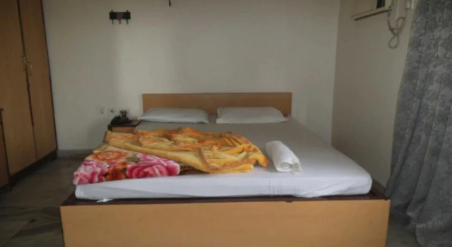 Central Guest House, Buchen Sie Pension Agartala Tripura
