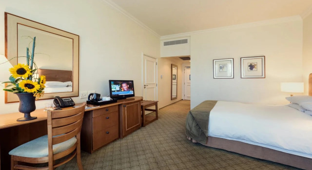 Golden Valley Lodge & Casino