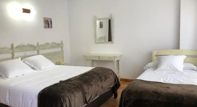 Hotel Las Rocas de Isla, Забронировать Отель Арнуэро Cantabria Coast