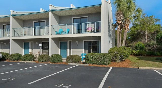 Gulf Winds East #35, Varaa Lomakoti Miramar Beach Emerald Coast