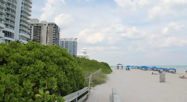 The New Casablanca Hotel - Unit 812, Varaa Hotelli Hotellit Miami Beach uima-altaalla, Uima-allas