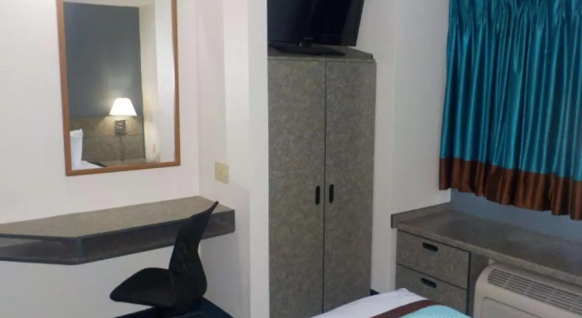 Двухместный номер Standard MJ INN and SUITES