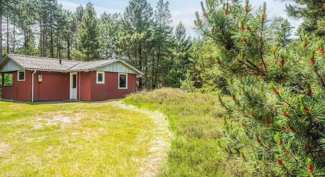 Коттедж Tasteful Holiday Home in RÃ¸mÃ¸ near Sea