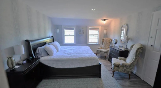 Blue Bear Inn, Rezerwuj Pensjonat Hotele w New England z basenem, Basen