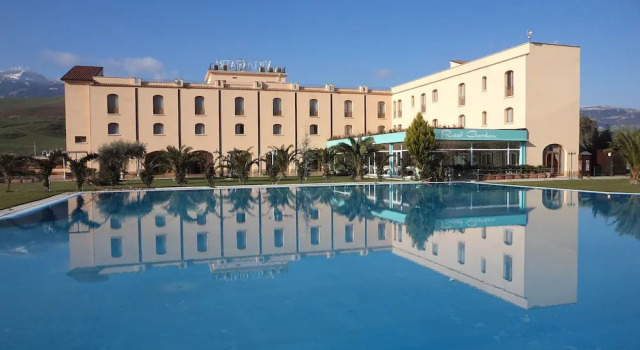 Hotel Villa Giatra, Book Hotel Hoteller i Sicilien med parkering, Parkering