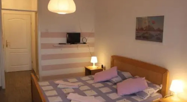 Haus Bozo, Rezerwuj Hotel Hotele w Split-Dalmatia County z parkingiem, Parking