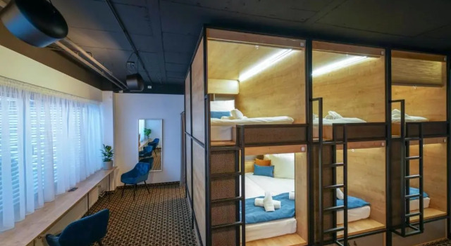 Капсула Comfort CHORS like a hotel - Capsule & NFT Boutique Hostel Bratislava - City Center
