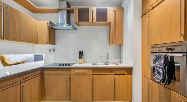 Апартаменты Standard Three Bedroom Apartment in City Reach