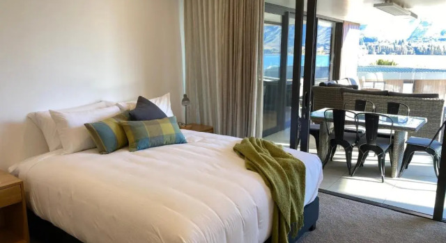 Апартаменты с 3 комнатами Marina Terrace Apartments, Wanaka