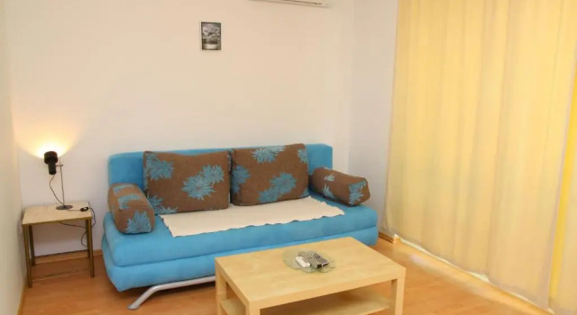 Апартаменты c 1 комнатой с видом на сад Apartments Antonela