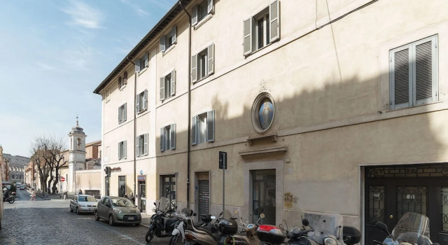 Colosseo & San Clemente Cosy Flat, Забронировать Апартаменты/квартира Сан-Джованни Рим, рядом с Piazza della Madonna dei Monti
