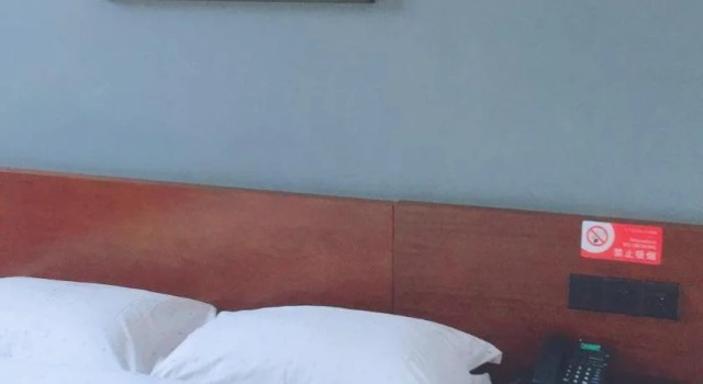 Hotel Eclair