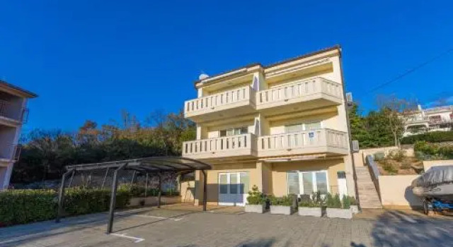 Apartment Pirinus 1
