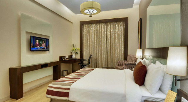 Express Inn The Business Luxury Hotel, Prenota Hotel Nashik Maharashtra