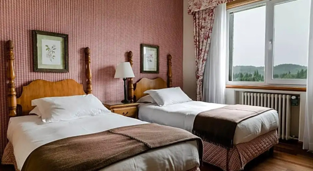 Номер Standard с видом на озеро Отель Llao Llao Hotel & Resort Golf-Spa