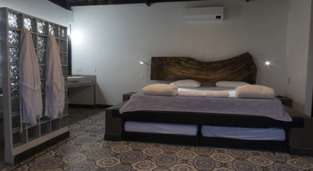 Finca Hotel Rosa Antonia, Rezervați Hotel Calarcá 