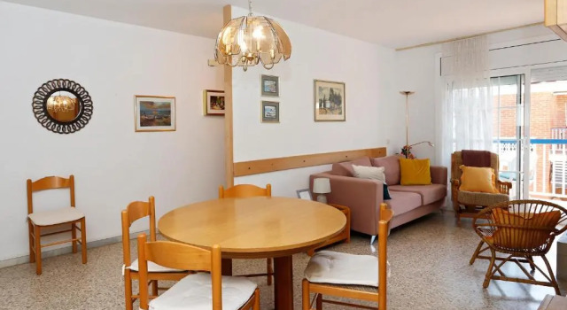 AT122 Clos, Varaa Hotelli Hotellit Tarragonès uima-altaalla, Uima-allas
