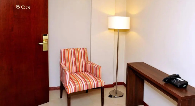 Семейный номер Standard Hotel Intersur San Telmo