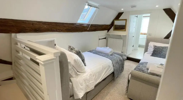 Humbug Cottage, Забронировать Дом для отпуска Отели Муч-Уэнлок с парковкой, Парковка