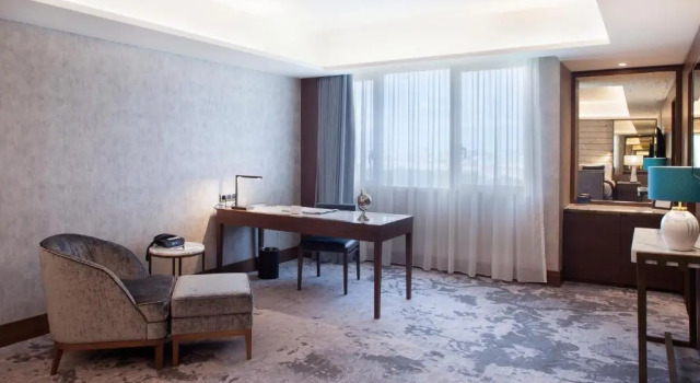 Люкс с 2 комнатами InterContinental Lisbon by IHG