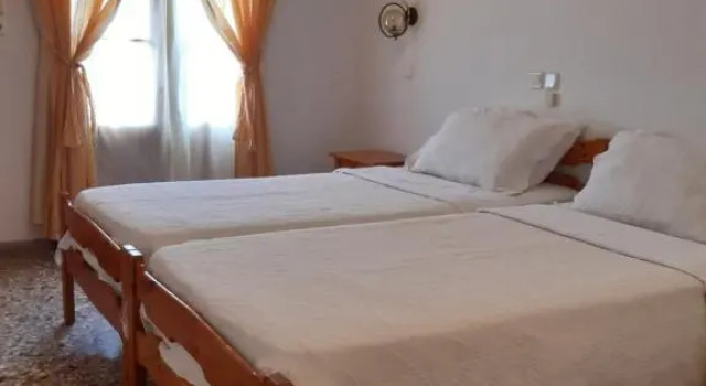 Hotel George, Забронировать Отель Отели Хриси-Амудия с завтраком, Завтраки