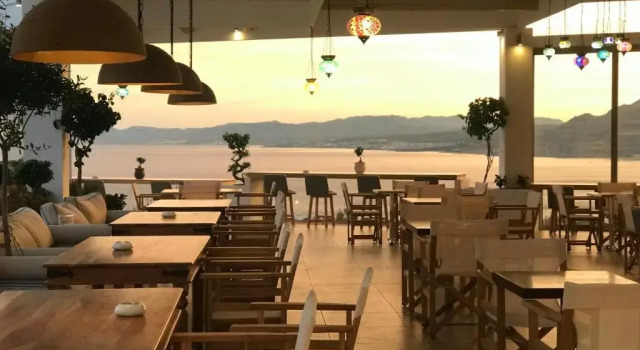 Студия Deluxe Pefkos Blue Hotel