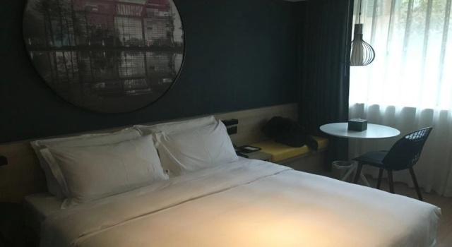 A T House (Chengdu Chunxi Road)