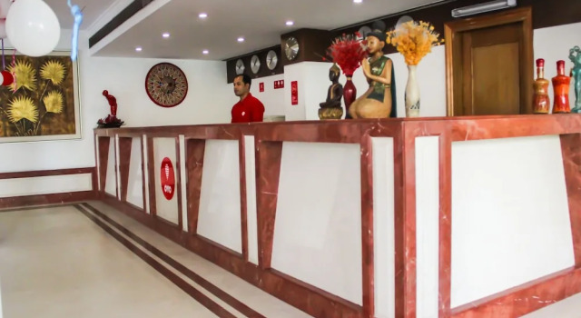 OYO 8450 Hotel Grand Starline